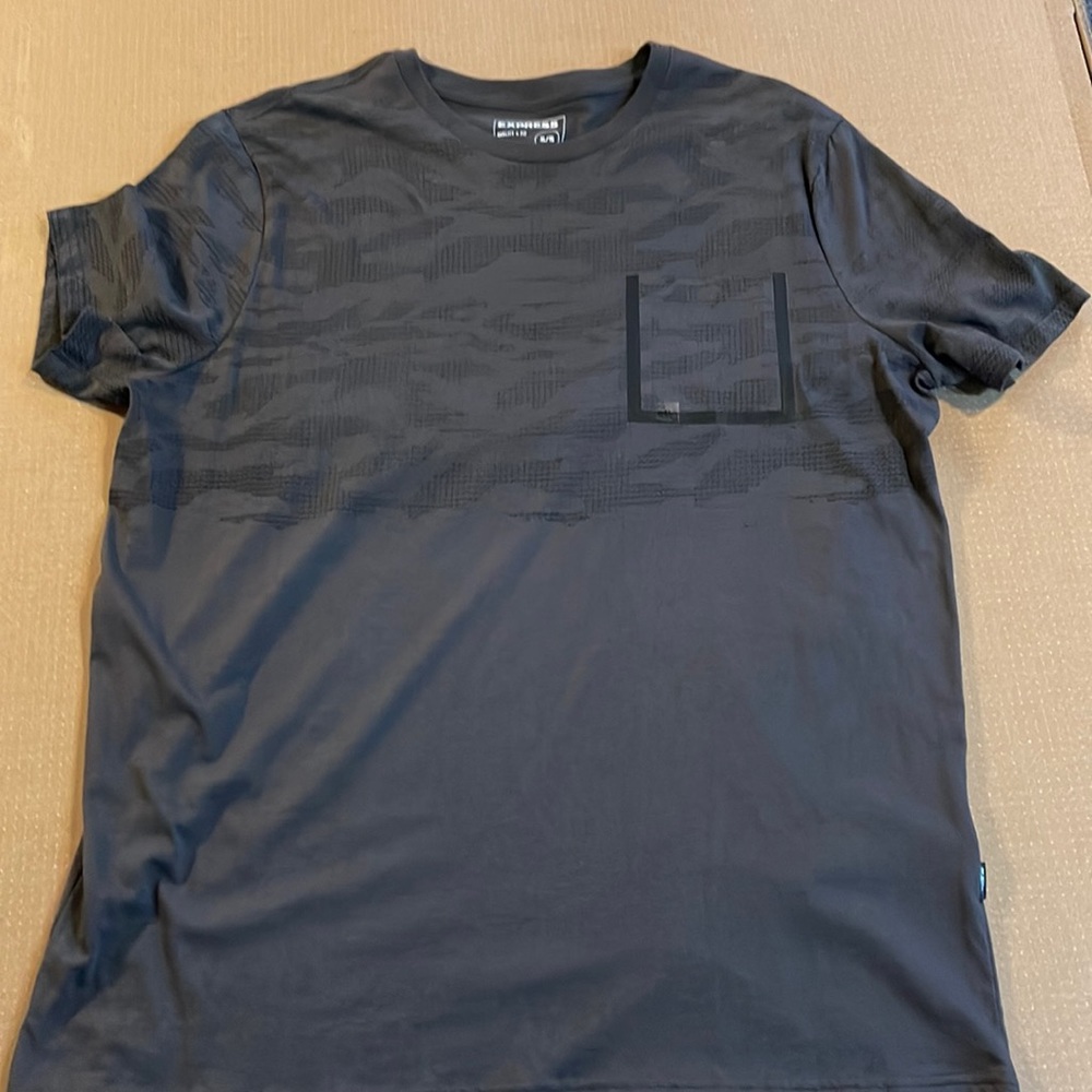 Express T-shirt NWT